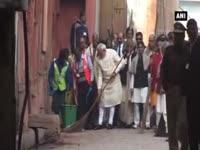 mumbai-dabbawalas-join-pms-swachh-bharat-abhiyan