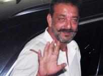 Sanjay Dutt Out on Parole; Rajkumar Hirani hosts Special Screening of 'PK' for Him