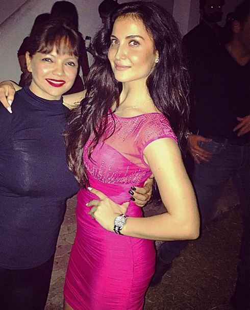 Elli Avram and Deanne Panday Salman Khan Birthday Party