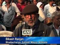 kolkata-holds-candlelight-vigil-to-condemn-assam-attacks-even-as-normalcy-returns-to-the-state