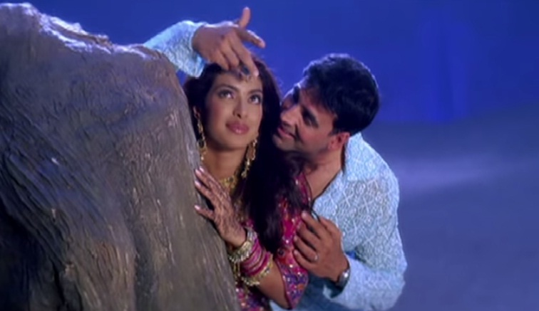 Akshay Kumar, Priyanka Chopra in 'Waqt' Akshay Kumar, Priyanka Chopra in 'Waqt'