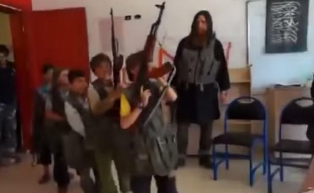 ISIS training children to be Jihadi. ISIS training children