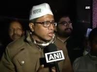aap-bjp-workers-clash-at-tughlakabad-five-injured