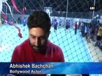abhishek-bachchan-inaugurates-basketball-court-at-a-school