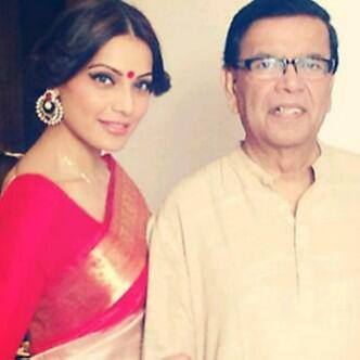 Bipasha Basu with her father Bipasha Basu Rare Unseen Pictures