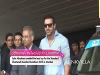 john-abraham-unveils-the-lead-car-for-a-marathon
