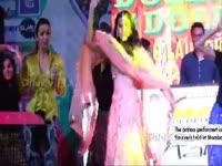 sonam-performs-at-the-music-launch-of-ldquodolly-ki-dolirdquo