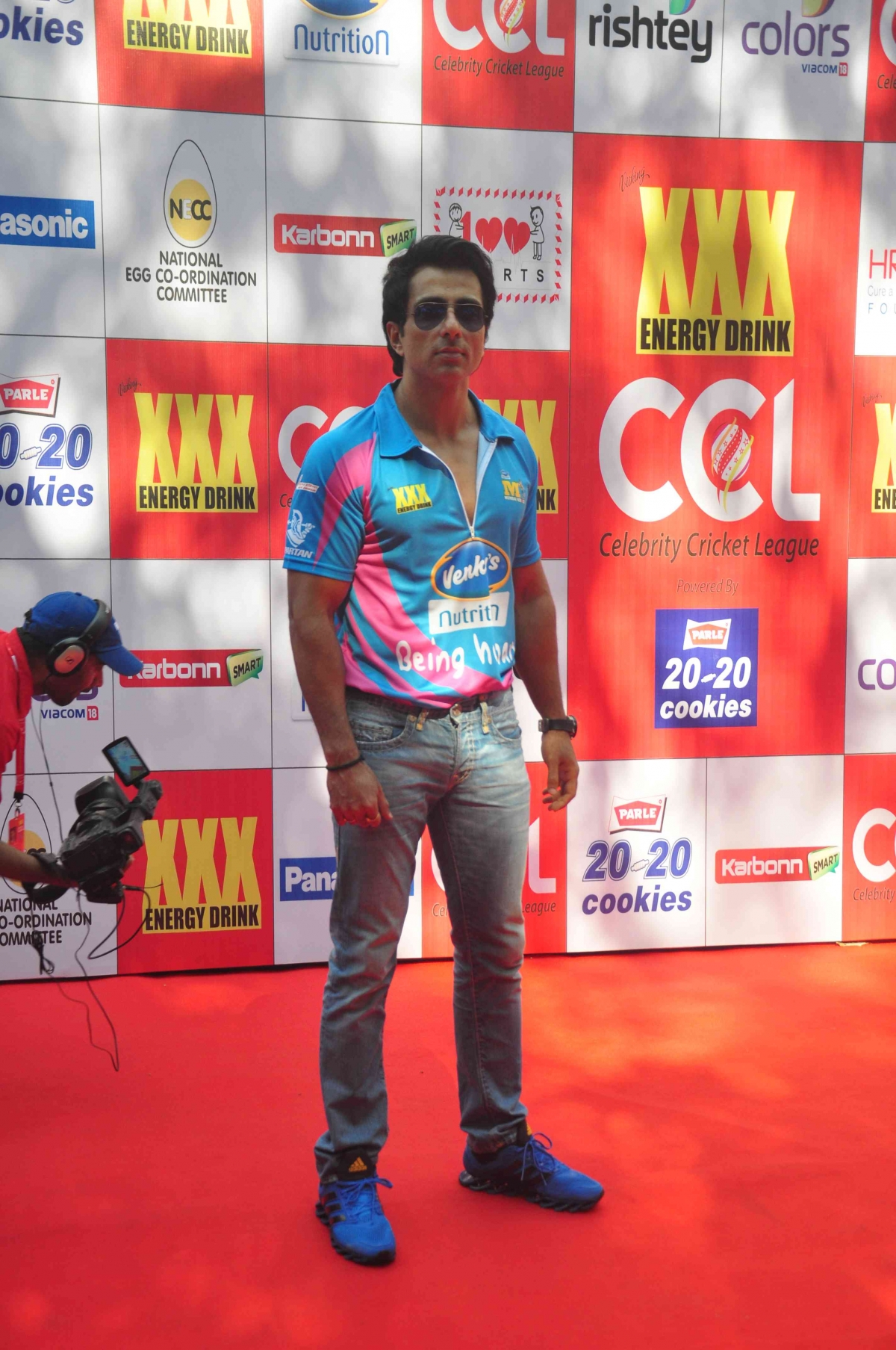 Sonu Sood CCL match