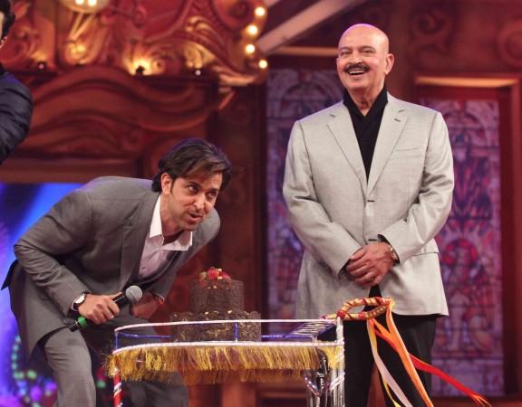 Hrithik Roshan with father Rakesh Roshan Umang Mumbai Police Show 2015