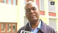 politicos-react-on-pm-modis-speech-at-vibrant-gujarat-summit
