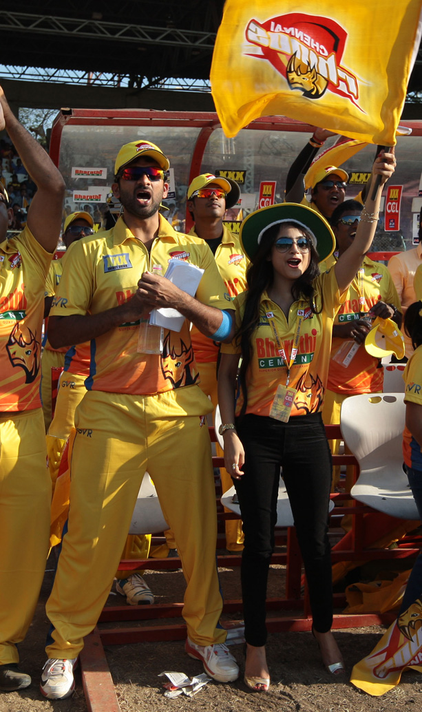 A picture of a happy moment in Chennai Rhinos camp. A happy Moment in Chennai Rhinos Camp