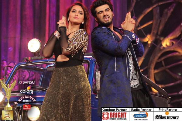 Sonakshi Sinha and Arjun Kapoor Top Moments from Stardust Awards 2015