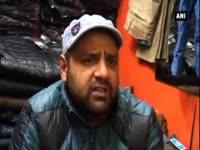 plummeting-temperatures-in-kashmir-boost-sales-of-woolen-garments