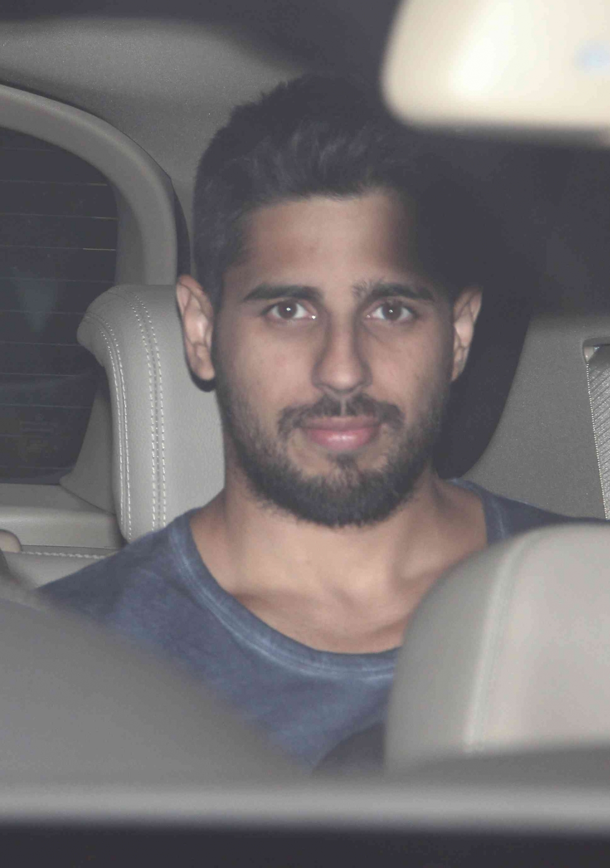 Karan Johars Candid Interview: The Ok Jaanu Truth Bomb - s6331lr