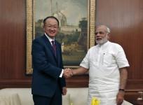 World Bank President Jim Young Kim and India's Prime Minister Narendra Modi
