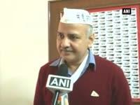 politicos-react-as-kiran-bedi-joins-bjp