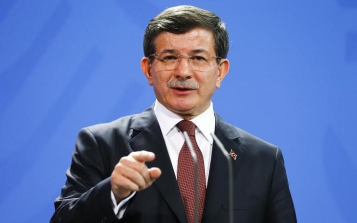 Turkish Prime Minister Ahmet Davutoglu on Thursday compared PM Benjamin Netanyahu to Paris gunmen. Turkish Prime Minister Ahmet Davutoglu on Thursday compared PM Benjamin Netanyahu to Paris gunmen.