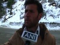 photographers-business-thrives-as-tourists-flock-to-snow-covered-himachal-pradesh