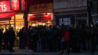 londoners-queue-for-charlie-hebdo-and-right-to-offend