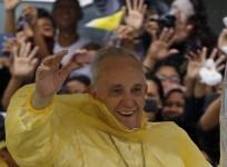 Pope Francis holds mass in Philippines