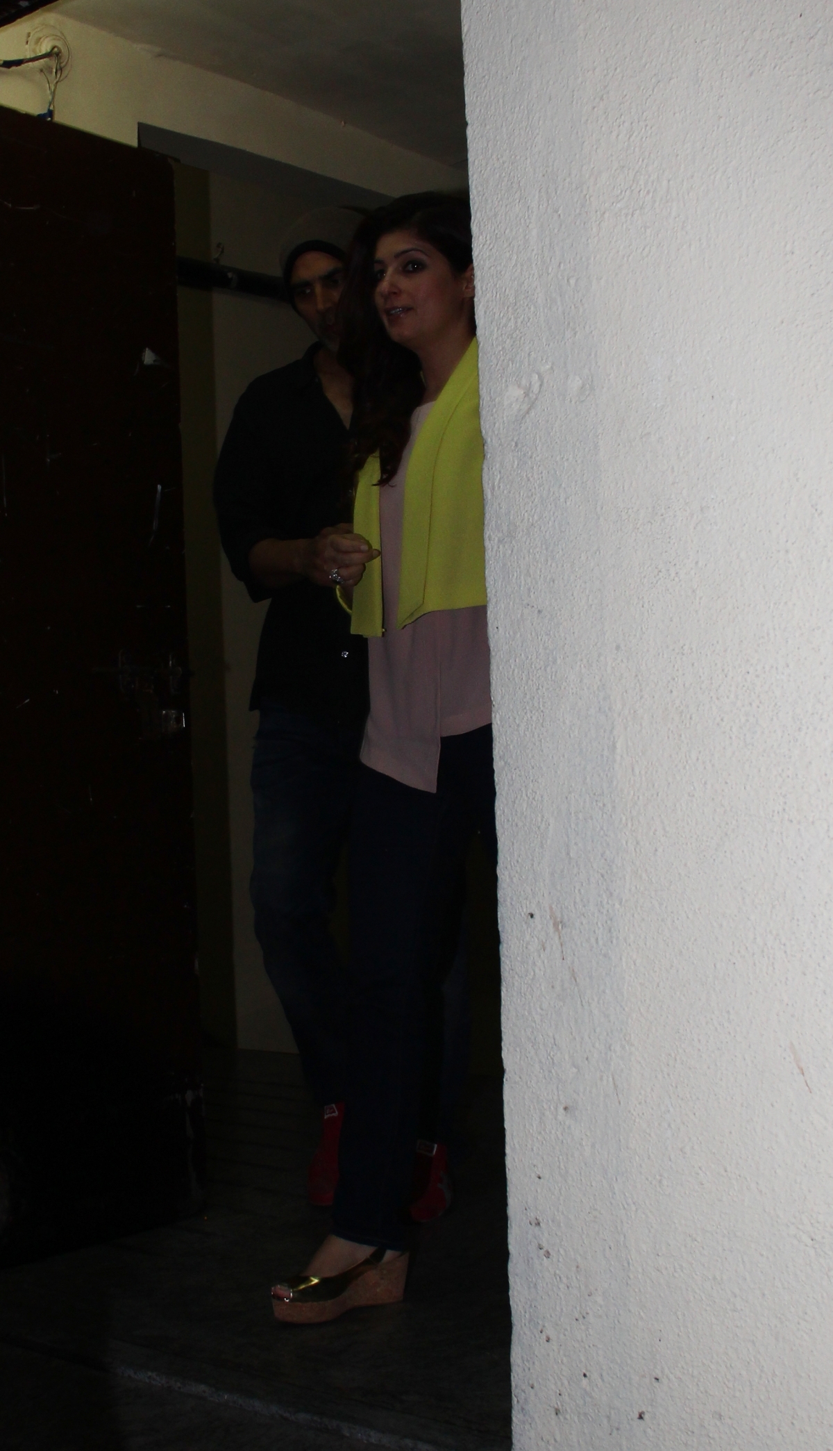 Akshay Kumar, Twinkle Khanna Celebrates 14th Marriage Anniversary