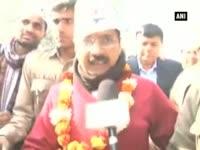 kejriwal-holds-road-show-in-delhi-says-aap-victory-sure
