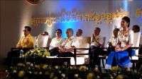 cambodian-prince-cosies-up-to-hun-sen-in-political-comeback