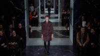 prada-menswear-women-show-autumn-winter-2015-16-in-milan
