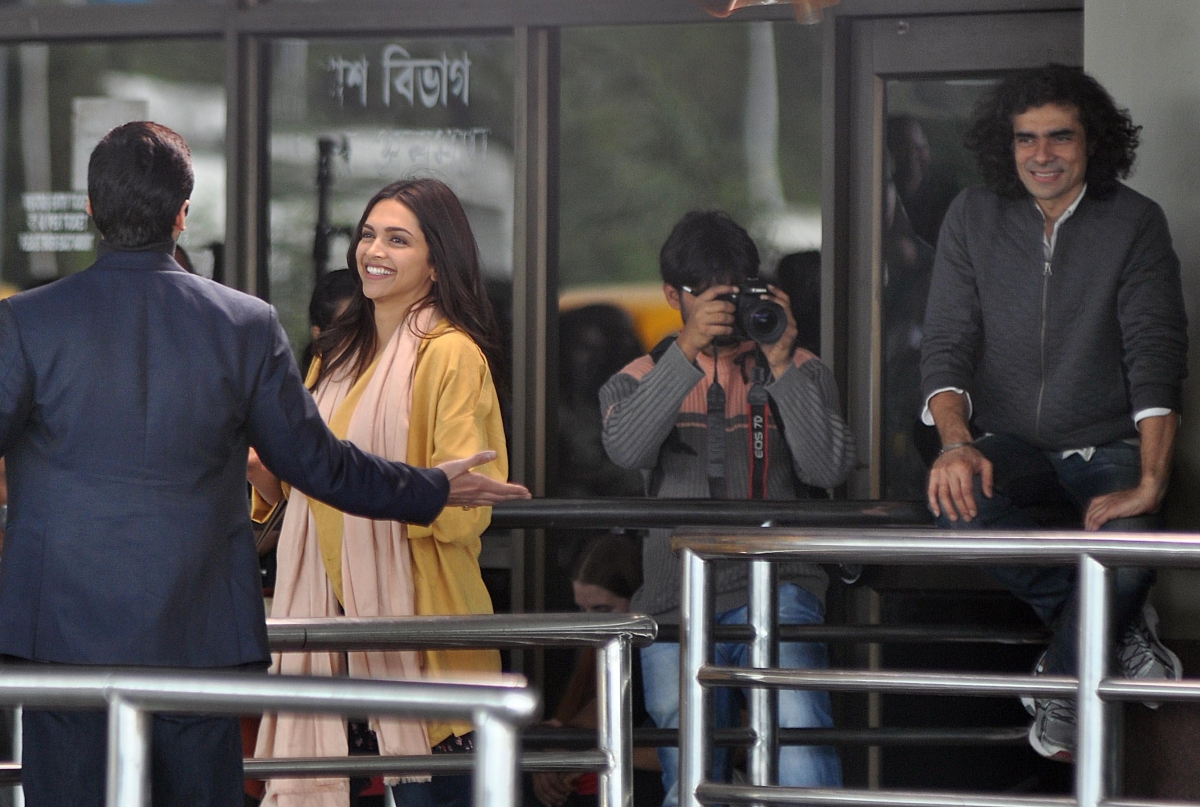 Deepika Padukone on sets of 'Tamasha' Deepika Padukone on sets of 'Tamasha'