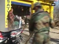 army-officials-civilians-take-up-swachh-bharat-abhiyan-in-kashmir