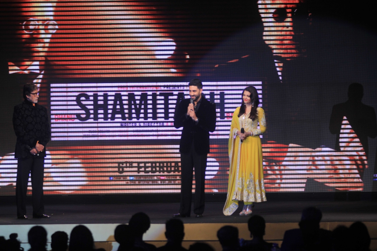 Abhishek Bachchan with wife Aishwarya Rai congratulats the team of 'Shamitabh' on their brilliant music 'Shamitabh' Music Launch