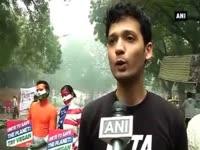 peta-urges-pm-modi-to-discuss-greenhouse-gas-emissions-from-meat-production-with-obama