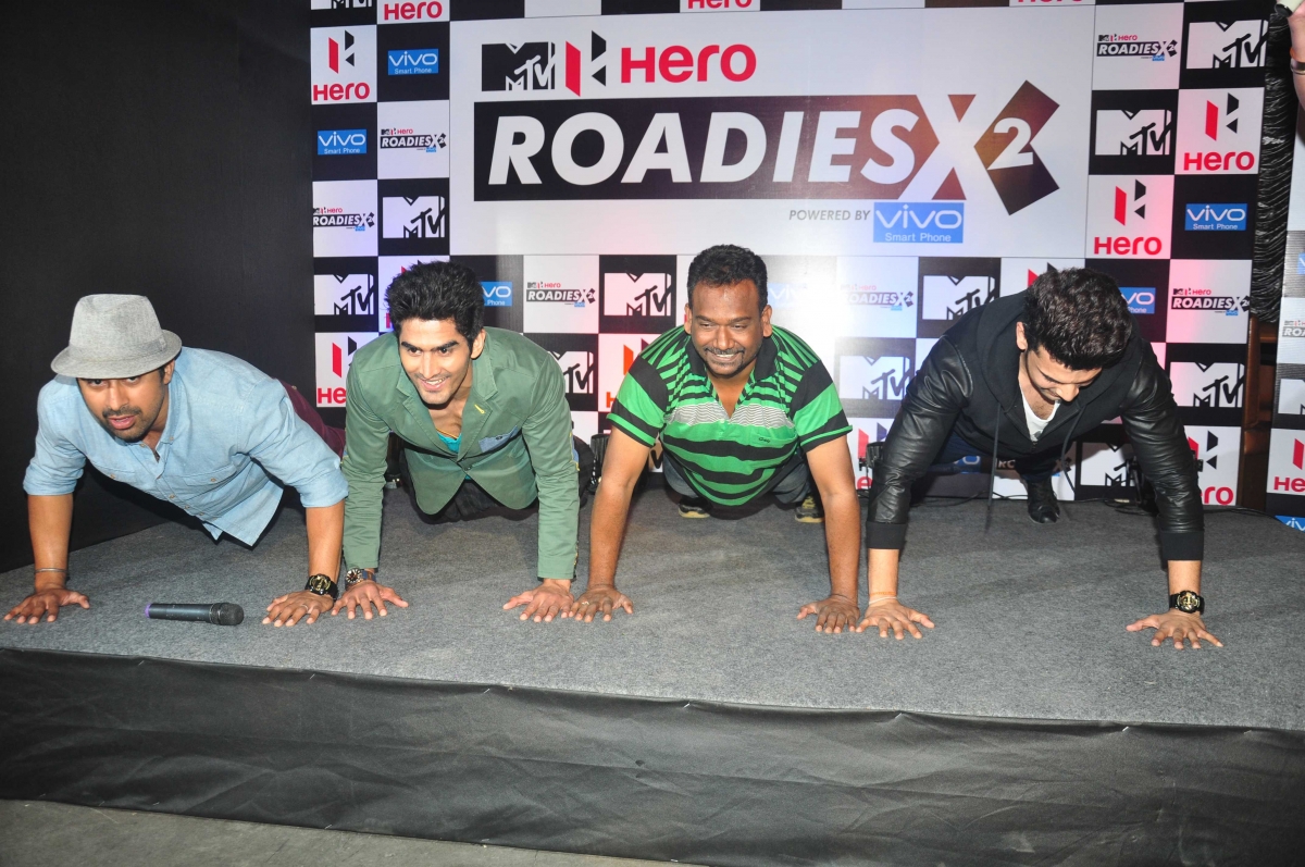 Esha Deol Launches 'MTV Roadies X2'; Karan Kundra, Vijender Singh