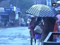 snowfall-in-kashmir-intensifies-cold-wave