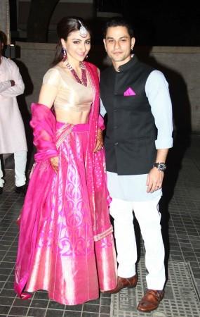 Soha Ali Khan and Kunal Khemu Soha Ali Khan and Kunal Khemu Wedding Reception