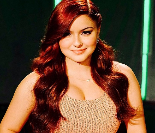 Ariel Winter turns 17