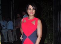 Priyanka Chopra, SRK, Shraddha Kapoor and Other Celebs Spotted At Sanjay Leela Bhansali's Padma Shri Party