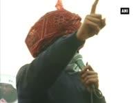 kejriwal-addresses-public-meeting-in-shakurpur-basti-in-delhi