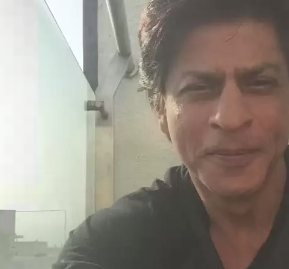 Shah Rukh Khan's first video tweet