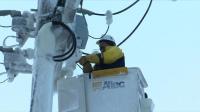 maine-and-massachusetts-still-battered-by-winter-storm-juno