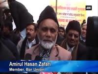 unruly-lawyers-vandalise-court-premises-for-a-high-court-bench-in-moradabad