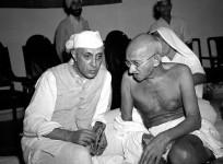 Mahatma Gandhi with Jawaharlal Nehru