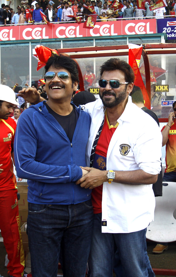 Nagarjuna with Venkatesh