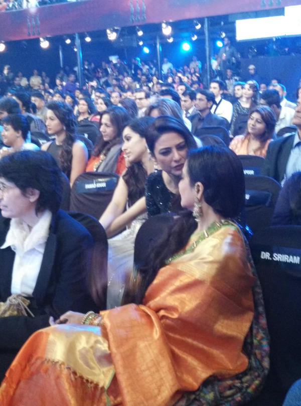 Tabu and Rekha at 60th Filmfare Awards 60th Filmfare Awards