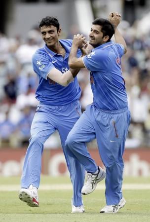 Mohit Sharma (R) could replace Ishant Sharma for the upcoming World Cup Mohit Sharma