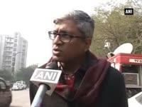hc-issues-notice-to-kejriwal-and-ec-on-furnishing-false-information