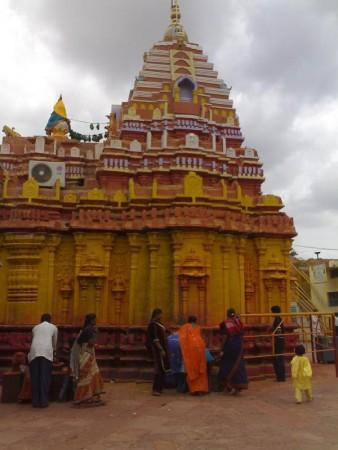 Famous Yellama Temple in Karnataka Sadavatti Temple