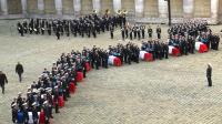 hollande-pays-tribute-to-airmen-killed-in-f-16-crash