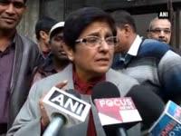 kiran-bedi-prepares-langar-in-krishna-nagar-gurudwara