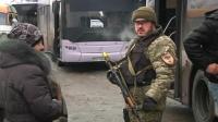 ukrainian-authorities-rebels-evacuate-civilians-from-front-line-town